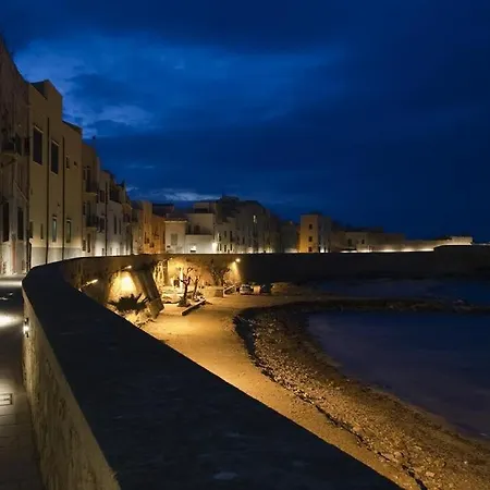 Penelope Apartment Trapani