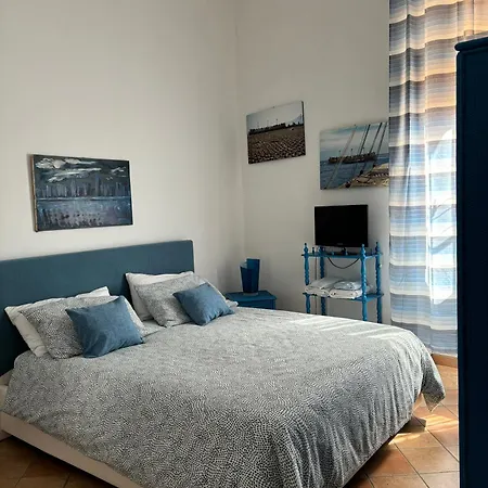 Penelope Apartment *